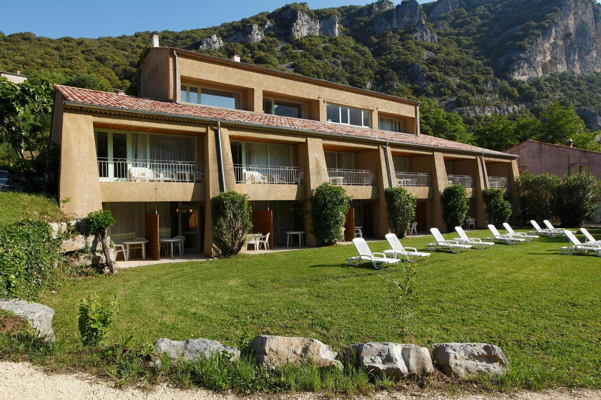 Vacanceole - Le Domaine De Chames - Pont D'Arc Vallon-Pont-d'Arc Bagian luar foto